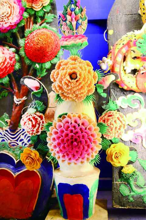 拉萨热浸塑涂塑钢管 酥油花 盛开在冰点的奇异之花