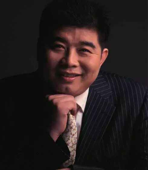 中东热浸涂塑钢管市场巨变：钢铁巨无霸上市，70后创始人目标全球第一