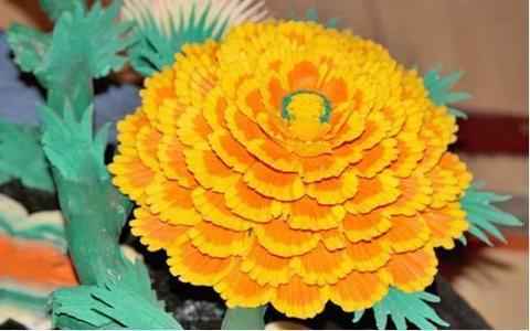 酥油花：冰点上的艺术奇迹