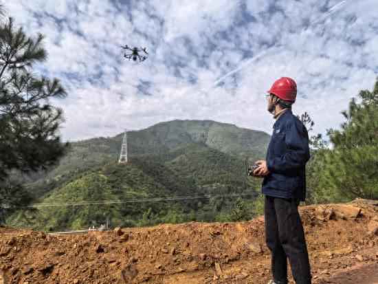 江西电力标志管 江西鹰潭：“零误差”三维模型贯通输电工程全生命周期