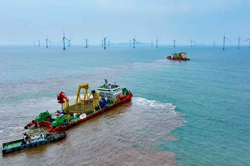 浙江电力牵引管敷设 东海“龙王”的地盘上，浙江竟在玩“双线操作”！