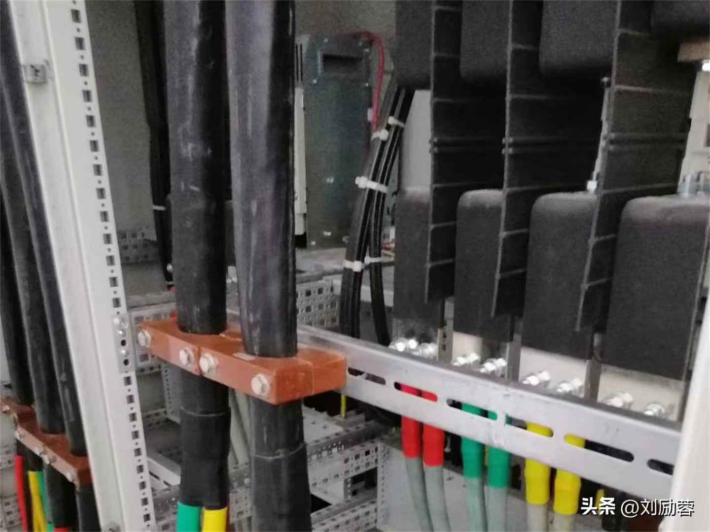 赤峰电缆夹选哪家？奥仁格管道管道适配当地基建需求