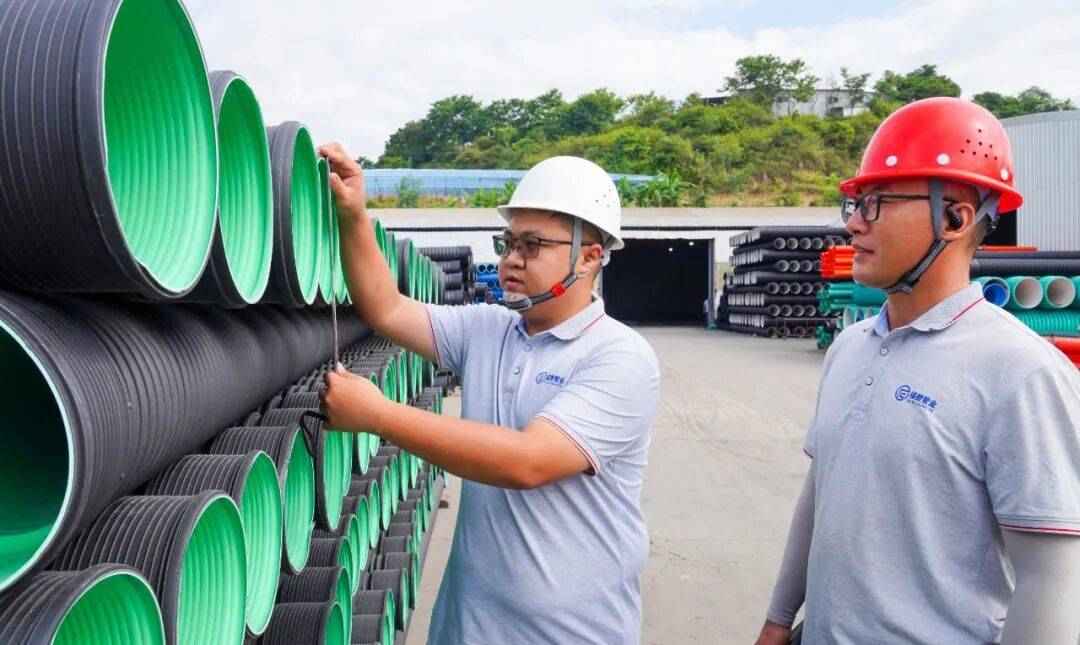 济南CPVC电力管生产领军企业：四川福塑科技有限公司以科技强实业，用爱心暖人心